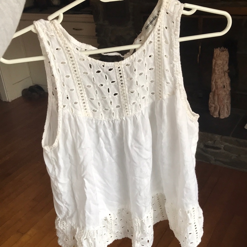 Abercombie and Fitch top